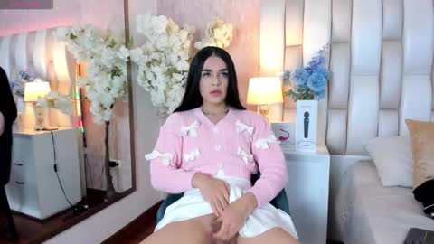 Snapshot of valery_rosse__ chatting on September 2025 11:44:01 AM VALERY online show from September 2025 11:44:01 AM
