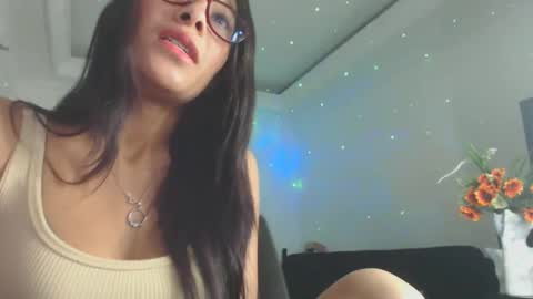 Snapshot of valeryacandy_02 chatting on December 2024 03:26:01 AM valeria online show from December 2024 03:26:01 AM