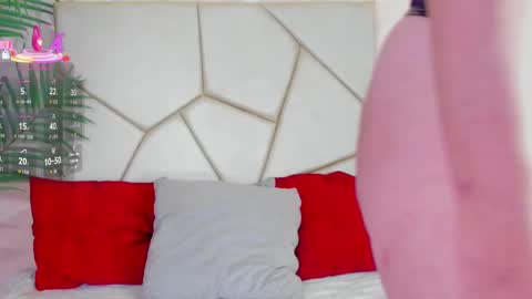 Snapshot of valerydiamond_ chatting on October 2025 10:40:01 PM Valery online show from October 2025 10:40:01 PM