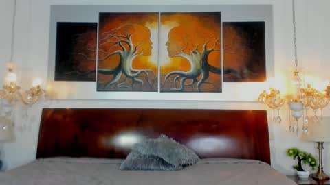 Snapshot of valerydiamond_ chatting on November 2025 08:30:01 PM Valery online show from November 2025 08:30:01 PM