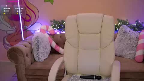 Snapshot of valerymurr chatting on December 2025 08:04:01 PM V A L E R Y M U R online show from December 2025 08:04:01 PM