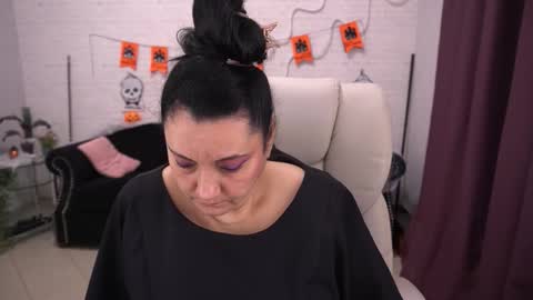 Valery online show from November 2025 07:44:02 AM