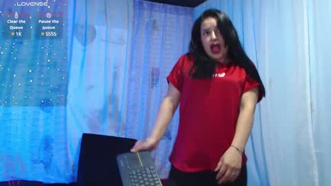 Snapshot of valerysnow_ chatting on February 2025 11:36:02 PM Valery online show from February 2025 11:36:02 PM