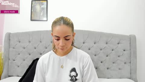 Valesskahall online show from September 2025 11:37:02 AM