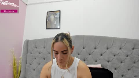 Valesskahall online show from November 2025 12:07:02 PM