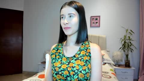 Macarena online show from January 2025 02:09:01 AM