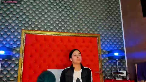 Snapshot of valleriejonnes chatting on February 2025 07:49:01 PM Valerie Val V online show from February 2025 07:49:01 PM