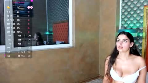 Snapshot of valleriejonnes chatting on September 2025 10:04:02 AM Valerie Val V online show from September 2025 10:04:02 AM