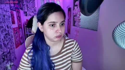 Im Violet online show from September 2025 02:04:02 AM