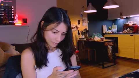 Snapshot of valorant_girl chatting on October 2025 07:01:02 PM Little Devil online show from October 2025 07:01:02 PM