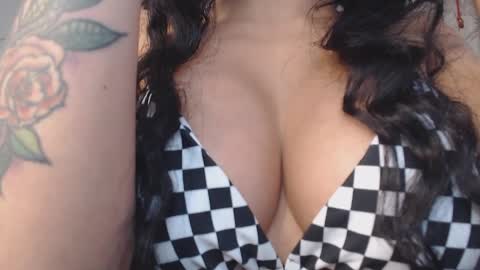 valquiria_sirgun online show from December 2024 12:34:02 PM