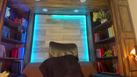 valtorkane online show from November 2025 08:32:01 PM