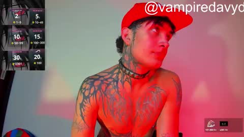 david guzman i model independenthelp me with a thumbs up online show from September 2025 02:37:02 AM