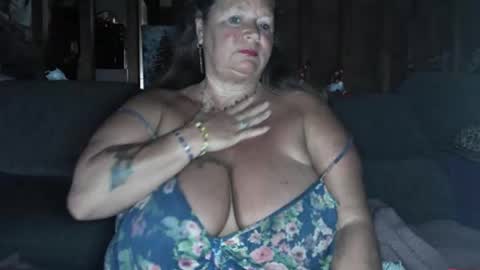 vampwoman online show from December 2024 04:44:02 PM