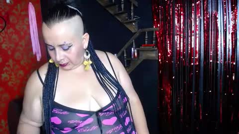 Vampy Bael online show from November 2025 08:27:02 PM