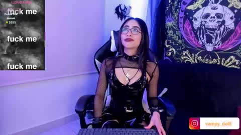 vampy_dolll online show from October 2025 07:43:01 AM