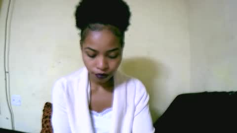 Snapshot of vanah344375 chatting on September 2025 12:05:01 PM vanah344375 online show from September 2025 12:05:01 PM