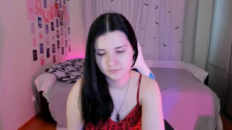 Vanessa online show from March 2025 11:33:01 AM