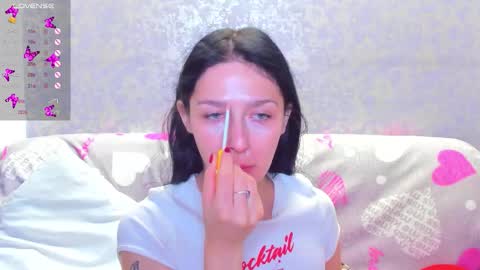 Snapshot of vanessa_florence chatting on November 2025 01:39:01 AM RUSSIAN BARBIE BABE online show from November 2025 01:39:01 AM