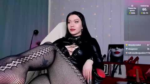 Snapshot of vanessa_ives chatting on February 2025 12:16:01 PM Vanessa online show from February 2025 12:16:01 PM