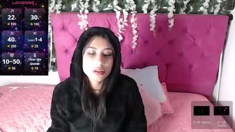 Vanessa  online show from November 2025 05:17:01 AM