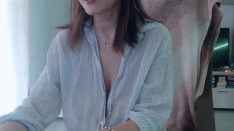 Vanessa online show from March 2025 12:17:01 PM