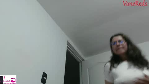 Vanesared2 online show from December 2024 11:17:02 PM