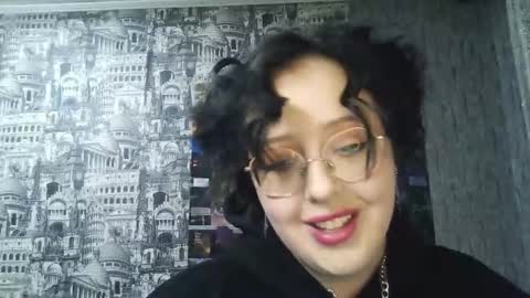 vanessashadow online show from November 2025 05:24:01 PM
