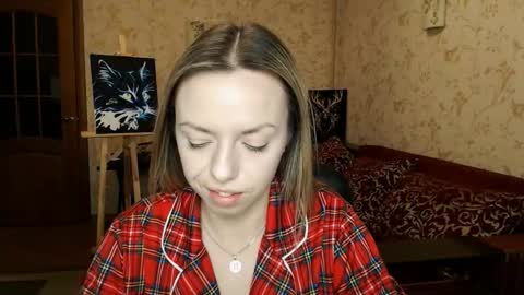 VanillaMuffin online show from February 2025 07:18:01 AM