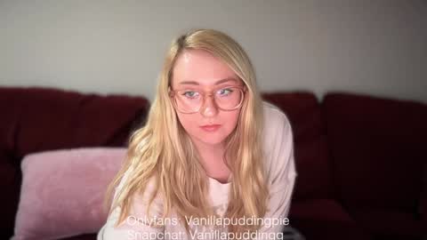 vanillapuddingpie online show from December 2024 03:26:01 AM