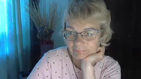 Vanillaxcreamy online show from October 2025 01:18:01 PM
