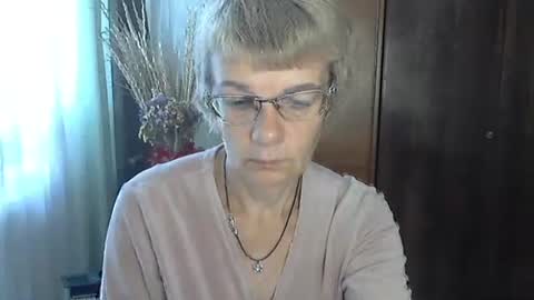 Vanillaxcreamy online show from October 2025 08:14:01 AM