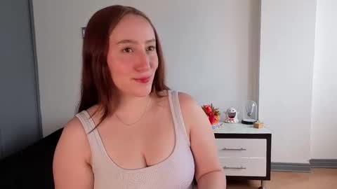 Snapshot of vanlet chatting on October 2025 05:46:02 PM Elizabeth online show from October 2025 05:46:02 PM