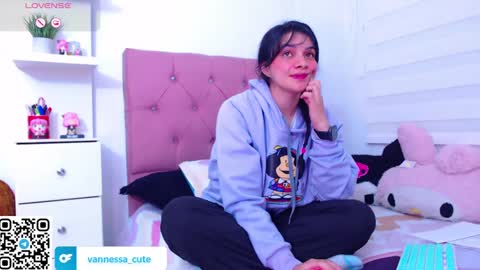 Vanesa online show from September 2025 10:32:02 PM