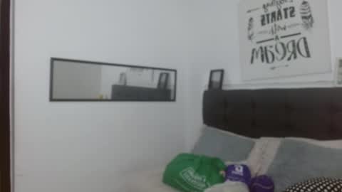 vane online show from October 2025 07:47:01 PM