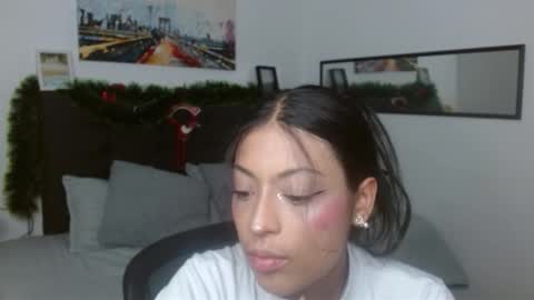 vane online show from December 2025 08:39:02 PM