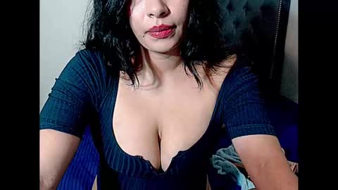 Vannesa online show from December 2024 01:36:01 AM
