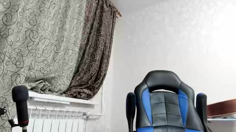 vano_822 online show from February 2025 06:54:02 PM