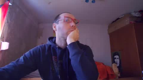 Snapshot of vanya101 chatting on February 2025 02:24:01 PM Vanya Gold online show from February 2025 02:24:01 PM