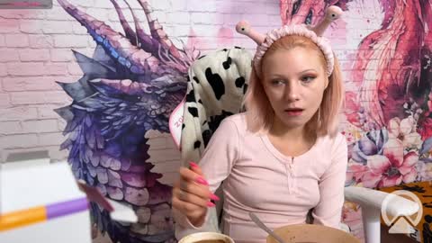 Vasya Sylvia online show from December 2024 08:56:01 AM