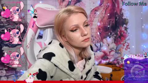 Vasya Sylvia online show from December 2024 01:07:02 PM