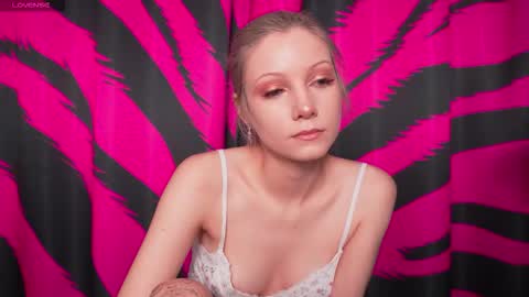 Vasya Sylvia online show from September 2025 06:15:02 AM