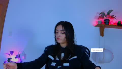 Vayolett online show from October 2025 12:53:01 AM