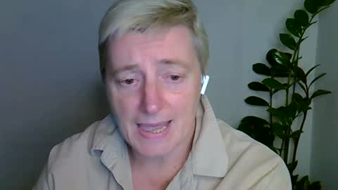 Snapshot of vea_motty chatting on November 2025 07:26:01 PM vea_motty online show from November 2025 07:26:01 PM