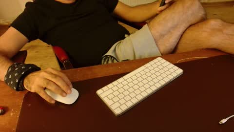 Snapshot of vedatsirke chatting on October 2025 08:33:02 PM vedatsirke online show from October 2025 08:33:02 PM