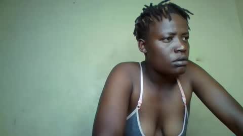 Snapshot of vee_tommy chatting on January 2025 01:47:01 PM Vee tommy online show from January 2025 01:47:01 PM