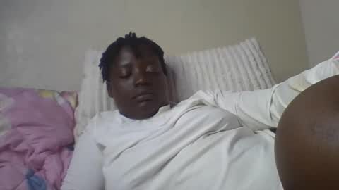 Snapshot of vee_tommy chatting on February 2025 06:34:02 PM Vee tommy online show from February 2025 06:34:02 PM