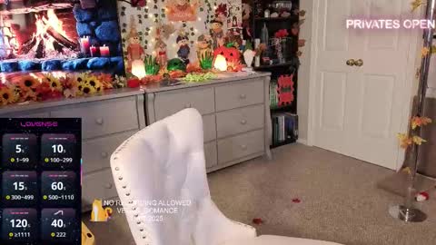 Snapshot of vegas_romance chatting on November 2025 03:07:01 AM vegas_romance online show from November 2025 03:07:01 AM