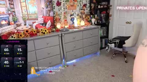 Snapshot of vegas_romance chatting on November 2025 12:00:01 AM vegas_romance online show from November 2025 12:00:01 AM