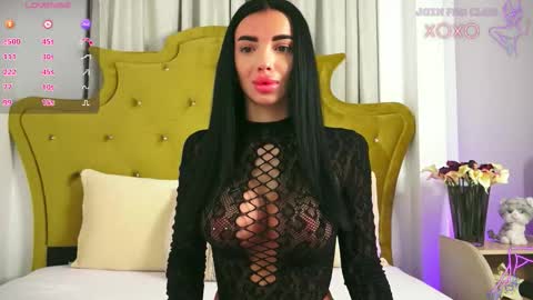 Velma online show from September 2025 10:10:01 PM